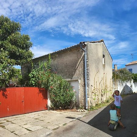 La Maison Rouge Paisible Maison De Pays ساوجون المظهر الخارجي الصورة
